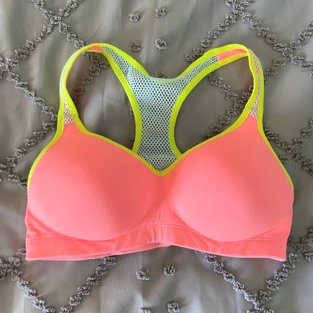 VS Pink High Support Yoga Push Up Sports Bra M